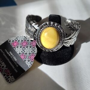 Paparazzi Silver and Yellow Stone Bracelet